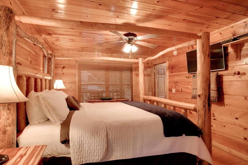 Brave Eagle Cabin Сивиървил Стая снимка