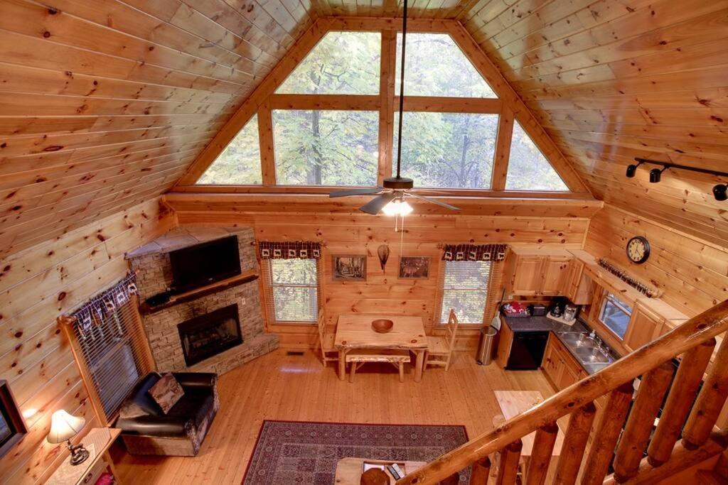 Brave Eagle Cabin Сивиървил Стая снимка