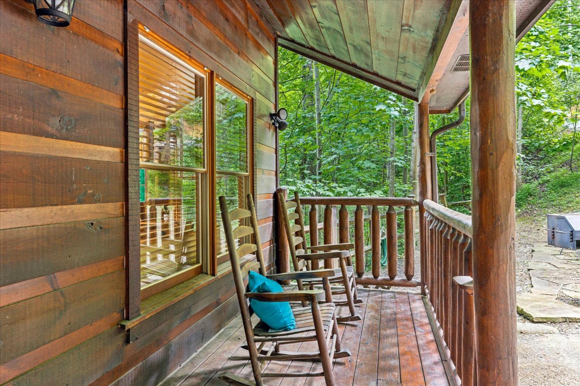 Brave Eagle Cabin Сивиървил Екстериор снимка